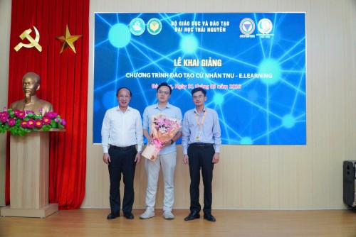🎓TỔ CHỨC LỄ KHAI GIẢNG CHƯƠNG TRÌNH ĐÀO TẠO CỬ NHÂN TNU – E.LEARNING🎓